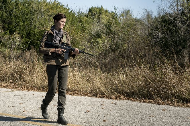 Fear the Walking Dead - What's Your Story? - Photos - Maggie Grace