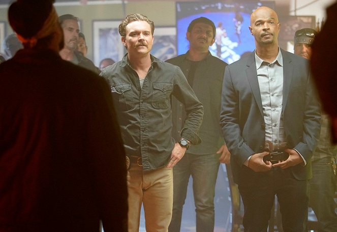 Lethal Weapon - Better Living Through Chemistry - Photos - Clayne Crawford, Damon Wayans
