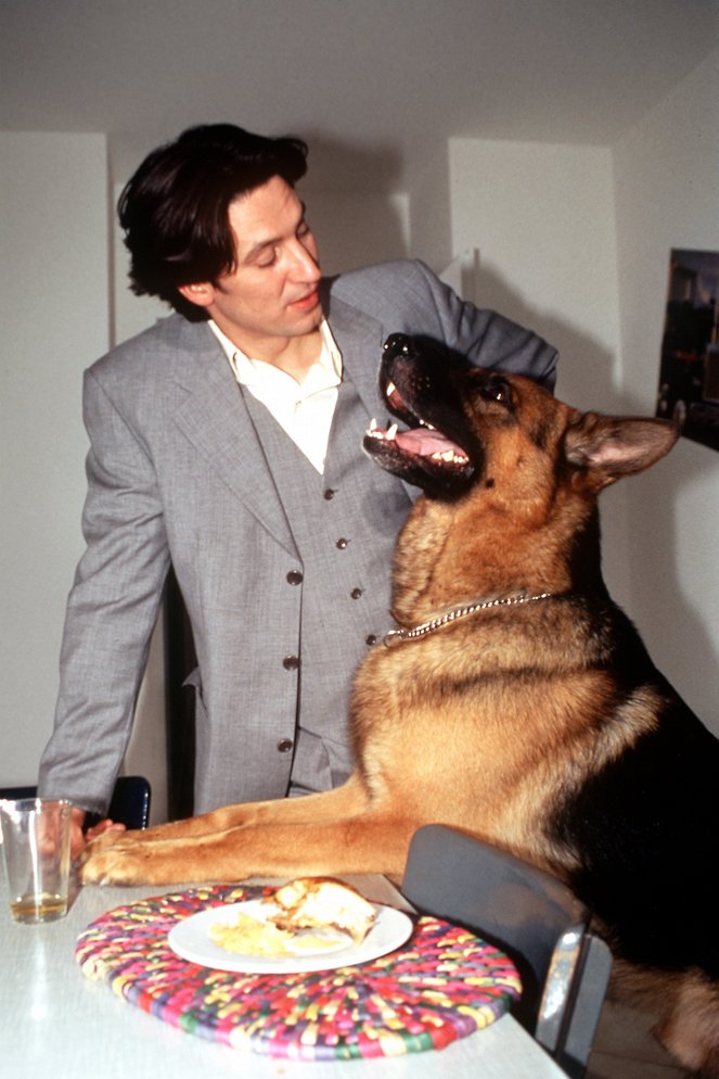 Rex: Un policía diferente - Jagd nach einer Toten - De la película - Tobias Moretti, Reginald von Ravenhorst el perro