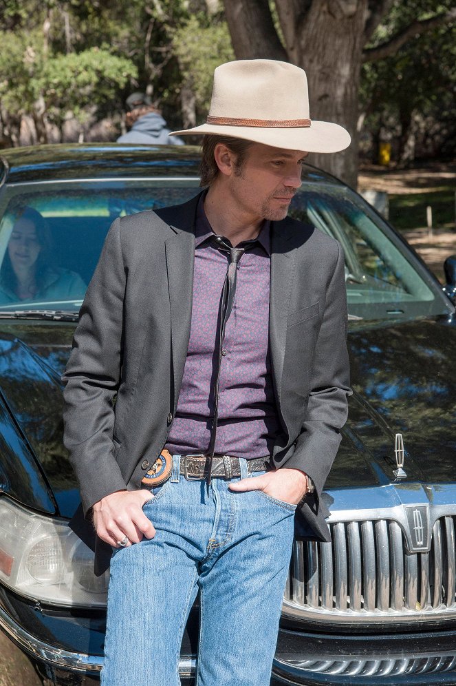 Justified - Peace of Mind - Photos - Timothy Olyphant