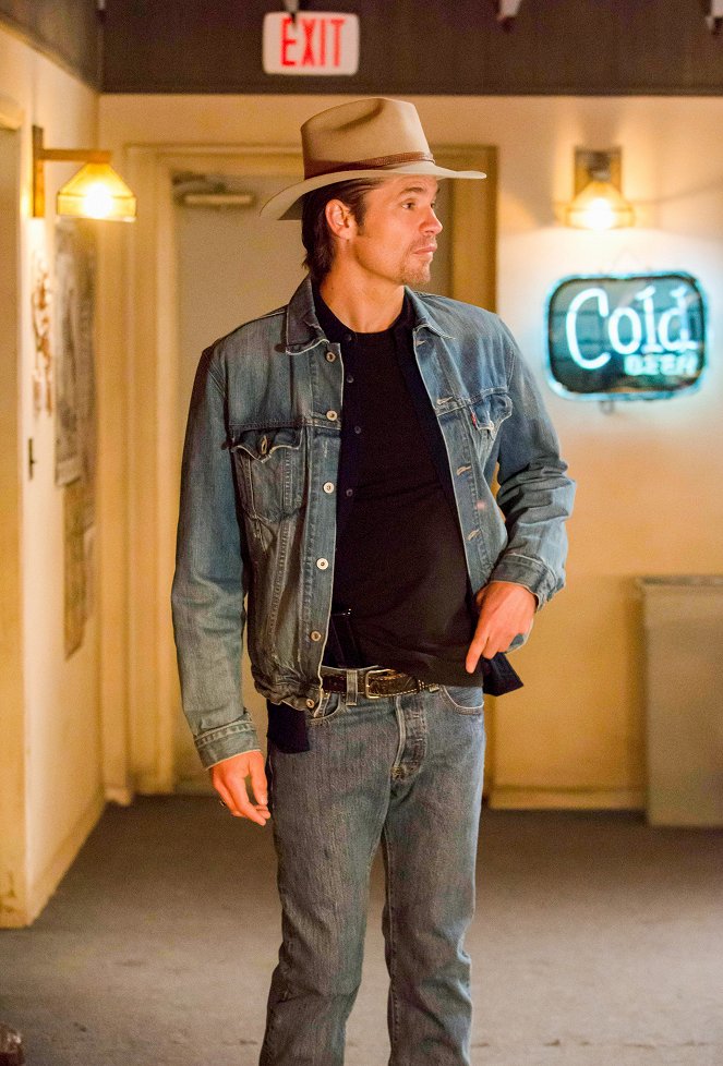 Justified - Ghosts - Photos - Timothy Olyphant