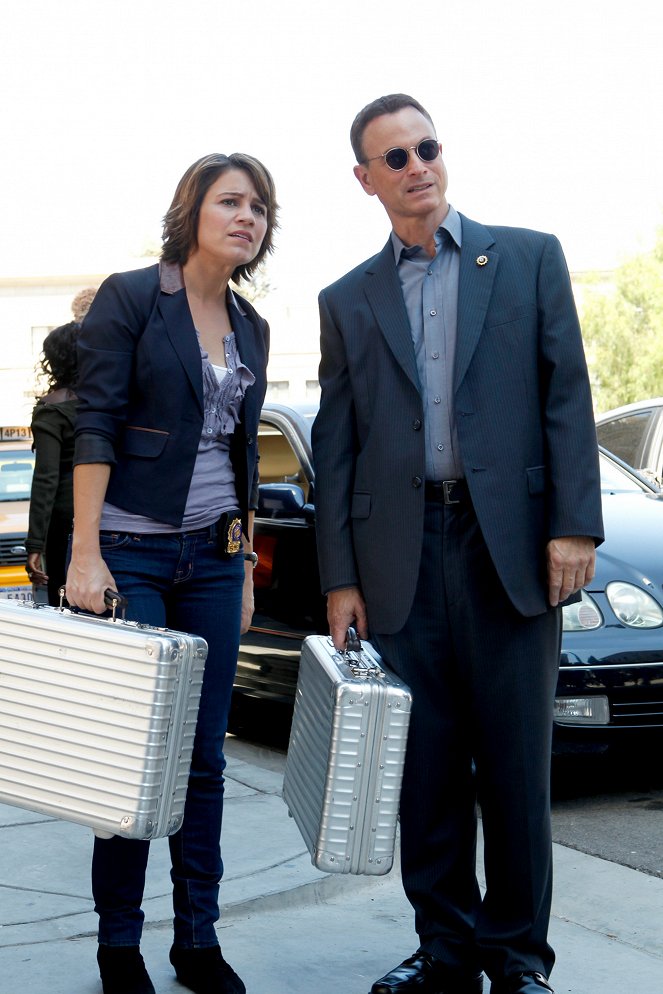 CSI: New York - Season 9 - Tommy - Filmfotos - Anna Belknap, Gary Sinise