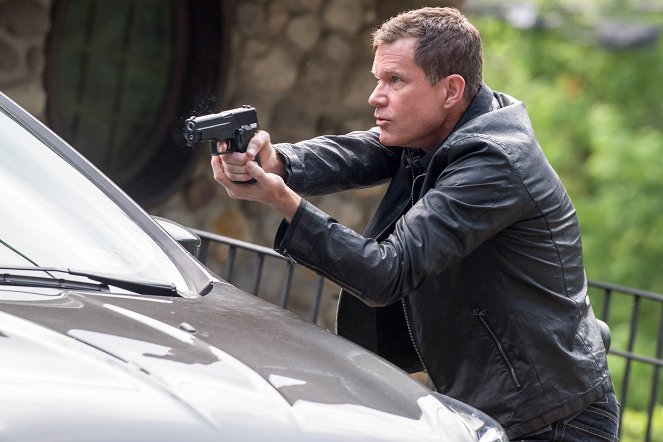 Unforgettable - Témoin encombrant - Film - Dylan Walsh