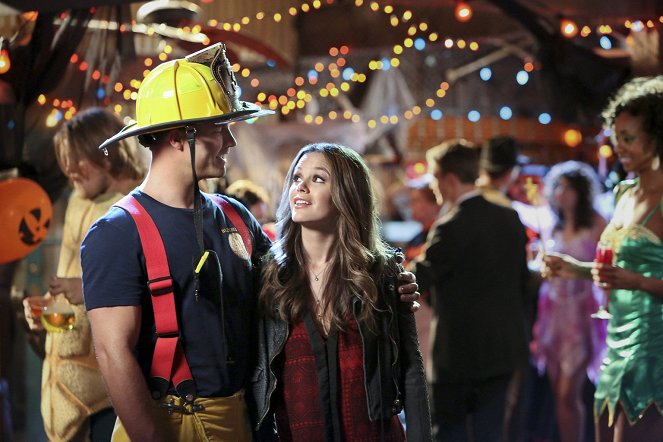 Hart of Dixie - Season 2 - Walkin' After Midnight - Photos - Rachel Bilson