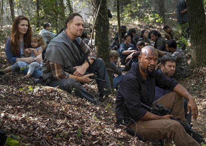 The Walking Dead - Season 8 - Flucht nach Hilltop - Filmfotos - Jason Douglas, Kenric Green
