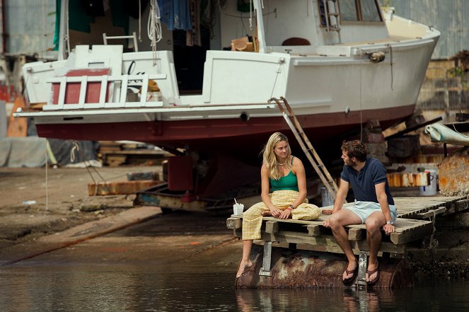 Adrift - Van film - Shailene Woodley, Sam Claflin