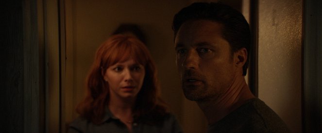 The Strangers: Prey at Night - Kuvat elokuvasta - Christina Hendricks, Martin Henderson