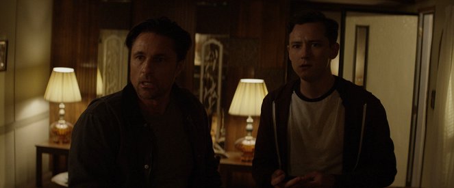 The Strangers: Opfernacht - Filmfotos - Martin Henderson, Lewis Pullman