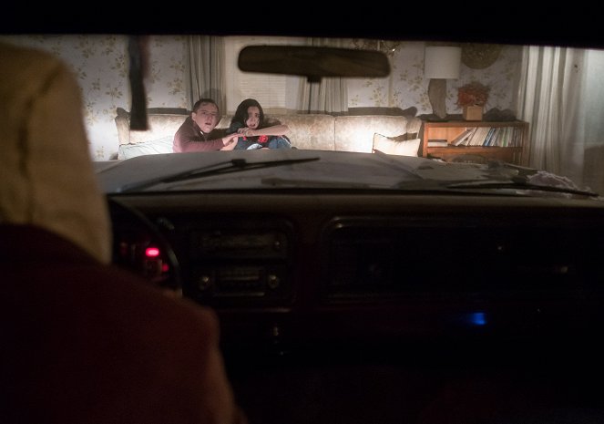 The Strangers 2: Prey at Night - Van film - Lewis Pullman, Bailee Madison