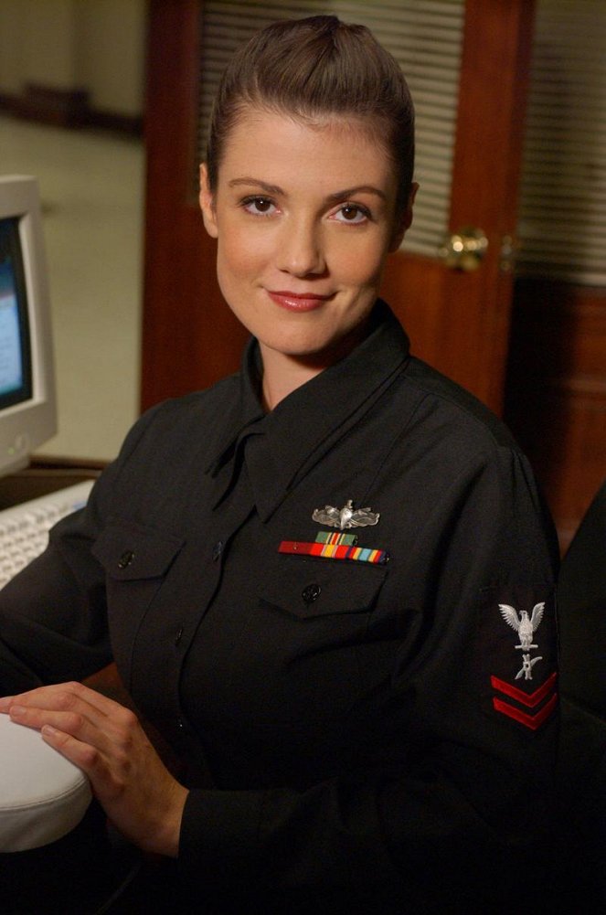 JAG - Vojenská generálna prokuratúra - Season 9 - Promo - Zoe McLellan