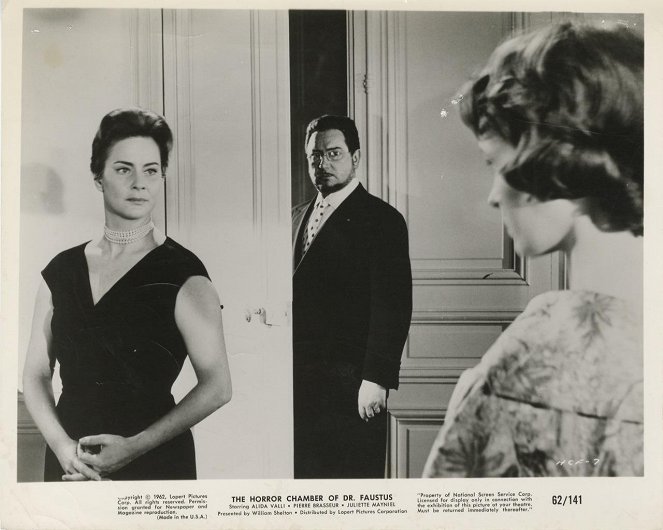 The Horror Chamber of Dr. Faustus - Lobby Cards - Alida Valli, Pierre Brasseur