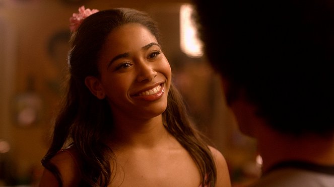 The Get Down - Darkness is Your Candle - Photos - Herizen F. Guardiola