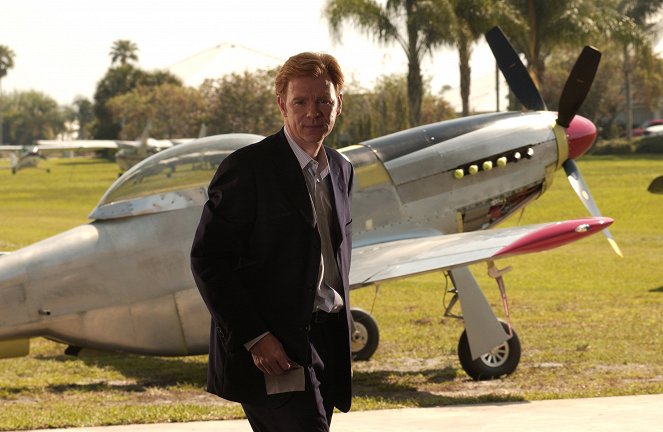 CSI: Kryminalne zagadki Miami - Fatalne lądowanie - Z filmu - David Caruso
