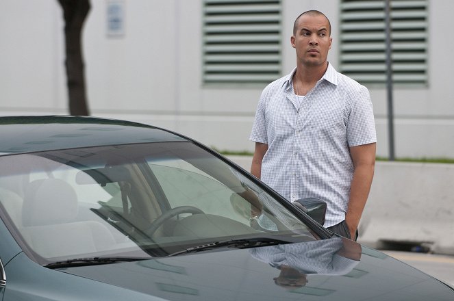 Burn Notice - Guilty as Charged - Van film - Coby Bell