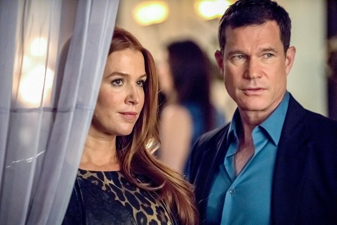 Unforgettable - All In - Photos - Poppy Montgomery, Dylan Walsh