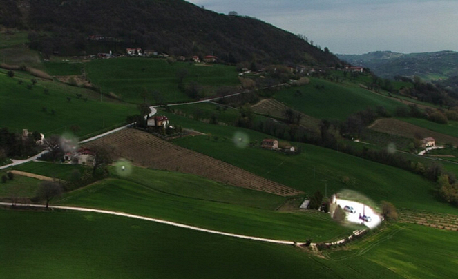 Domenica 6 Aprile, ore 11:42 - Z filmu