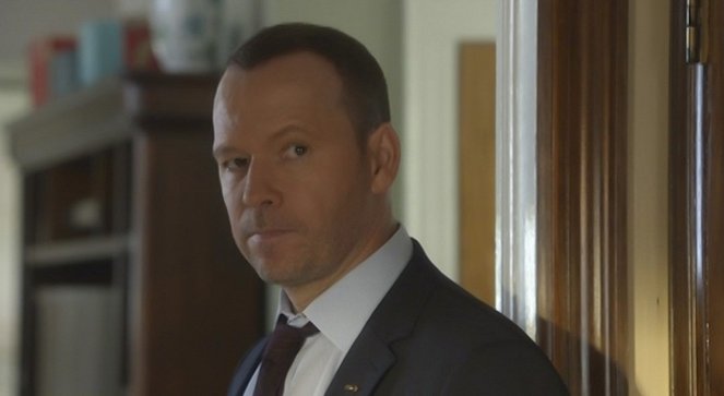 Blue Bloods - Crime Scene New York - Season 6 - Unsung Heroes - Photos - Donnie Wahlberg