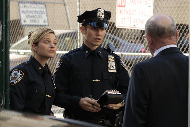 Blue Bloods - Crime Scene New York - Season 6 - The Bullitt Mustang - Photos - Vanessa Ray, Will Estes