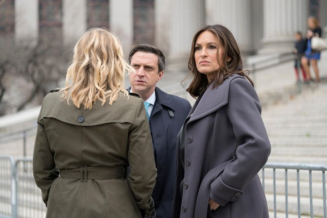 New York, unité spéciale - Condamnées au silence - Film - Raúl Esparza, Mariska Hargitay