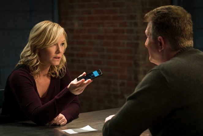 Law & Order: Special Victims Unit - Sheltered Outcasts - Photos - Kelli Giddish