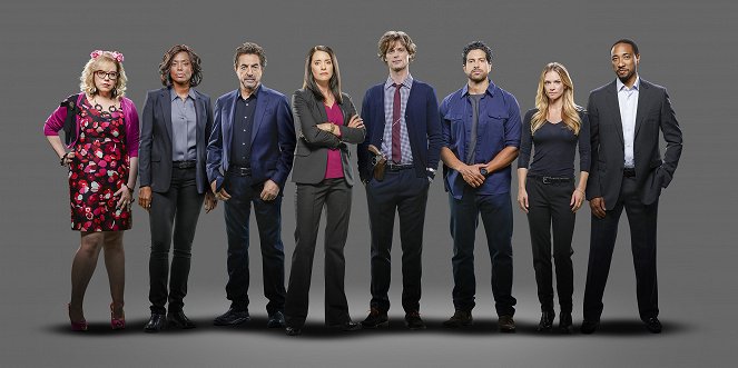 Criminal Minds - Season 12 - Werbefoto - Kirsten Vangsness, Aisha Tyler, Joe Mantegna, Paget Brewster, Matthew Gray Gubler, Adam Rodriguez, A.J. Cook