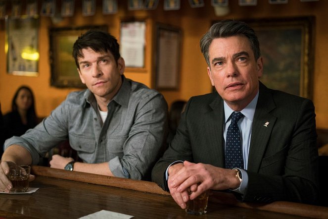 Law & Order: Special Victims Unit - Collateral Damages - Photos - Andy Karl, Peter Gallagher