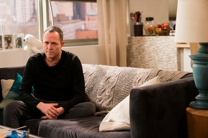 Law & Order: Special Victims Unit - Chasing Demons - Photos - Dean Winters