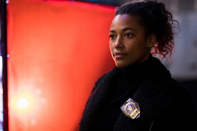 Law & Order: Special Victims Unit - Chasing Demons - Photos - Kylie Bunbury