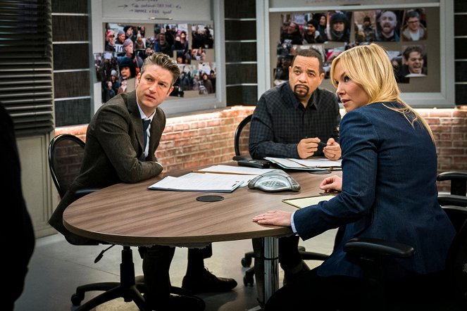 Law & Order: Special Victims Unit - Info Wars - Photos - Peter Scanavino, Ice-T, Kelli Giddish