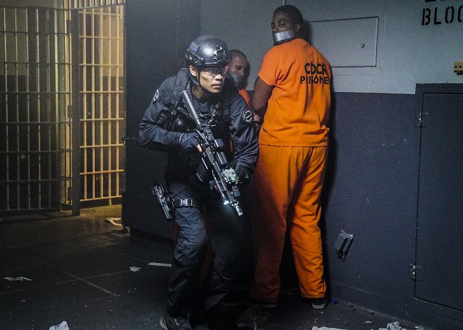 SWAT - Különleges egység - Börtönlázadás - Filmfotók - David Lim
