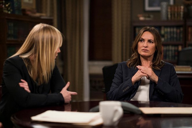 Law & Order: Special Victims Unit - Sanctuary - Van film - Mariska Hargitay