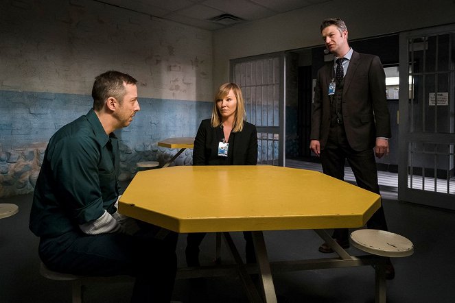 Law & Order: Special Victims Unit - Season 18 - Genes - Photos - Kelli Giddish, Peter Scanavino