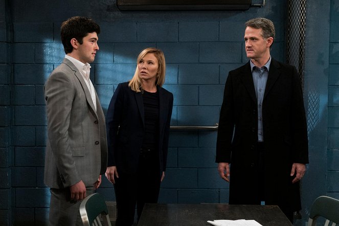 Law & Order: Special Victims Unit - Decline and Fall - Photos - Ian Nelson, Kelli Giddish, Jim True-Frost