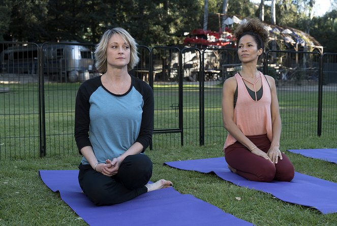 The Fosters - Just Say Yes - Photos - Teri Polo, Sherri Saum