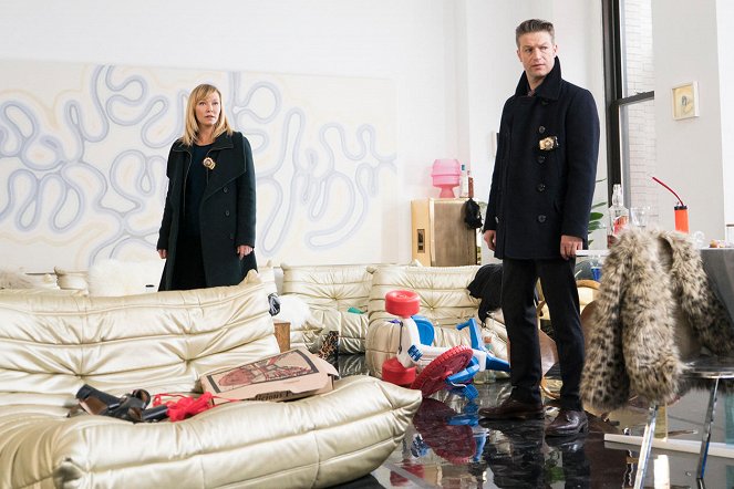 Law & Order: Special Victims Unit - Chasing Theo - Photos - Kelli Giddish, Peter Scanavino