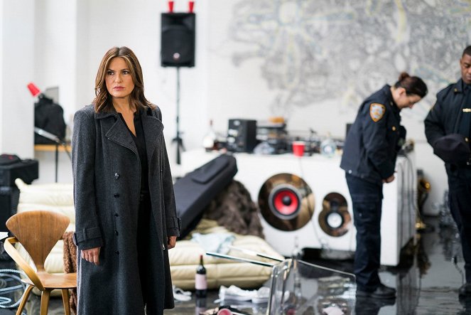 Law & Order: Special Victims Unit - Season 18 - Chasing Theo - Photos - Mariska Hargitay