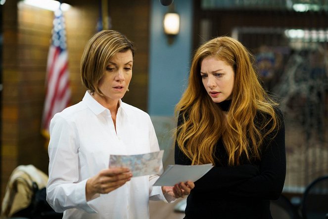 Zákon a poriadok: Špeciálna jednotka - Season 18 - Hledání Thea - Z filmu - Zoe McLellan, Rachelle Lefevre