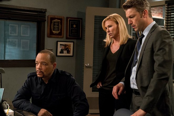 Law & Order: Special Victims Unit - Broken Rhymes - Photos - Ice-T, Kelli Giddish, Peter Scanavino