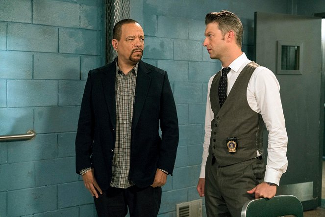 Law & Order: Special Victims Unit - Rape Interrupted - Photos - Ice-T, Peter Scanavino