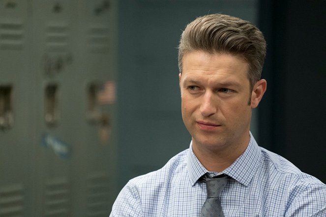 Law & Order: Special Victims Unit - Season 18 - Heightened Emotions - Photos - Peter Scanavino