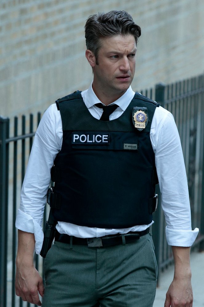 Law & Order: Special Victims Unit - Terrorized - Photos - Peter Scanavino
