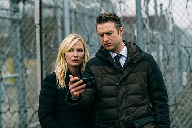 Law & Order: Special Victims Unit - Season 17 - Großfahndung - Filmfotos - Kelli Giddish, Peter Scanavino