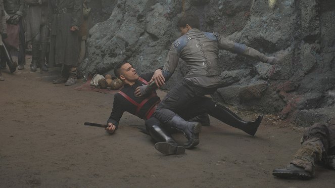 Krypton - Pilot - Photos