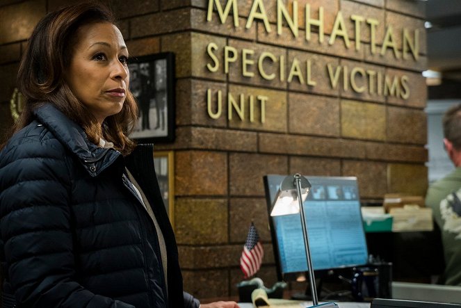 Law & Order: Special Victims Unit - Season 17 - Melancholy Pursuit - Photos - Tamara Tunie