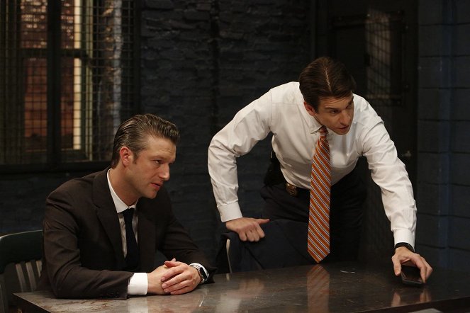 Law & Order: Special Victims Unit - Season 17 - Maternal Instincts - Photos - Peter Scanavino, Andy Karl
