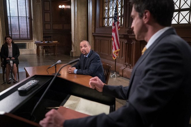 Law & Order: Special Victims Unit - Community Policing - Photos - Ice-T
