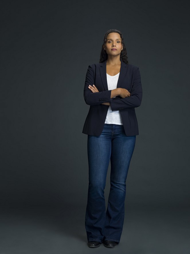 Carter - Promo - Sydney Tamiia Poitier