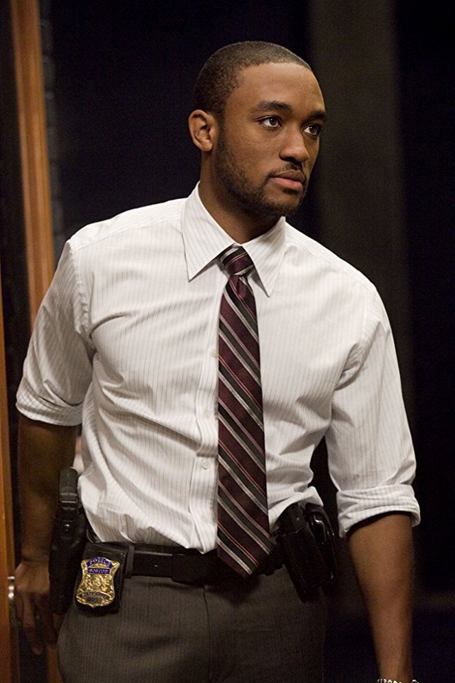 Rizzoli & Isles - Season 1 - The Beast in Me - Photos - Lee Thompson Young