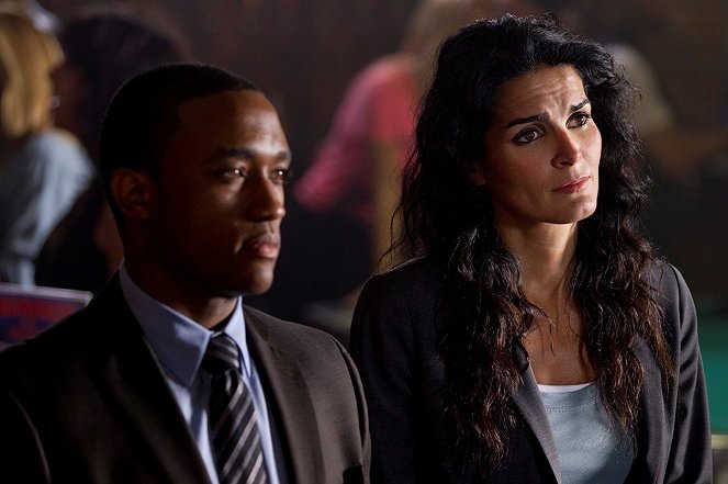 Lee Thompson Young, Angie Harmon