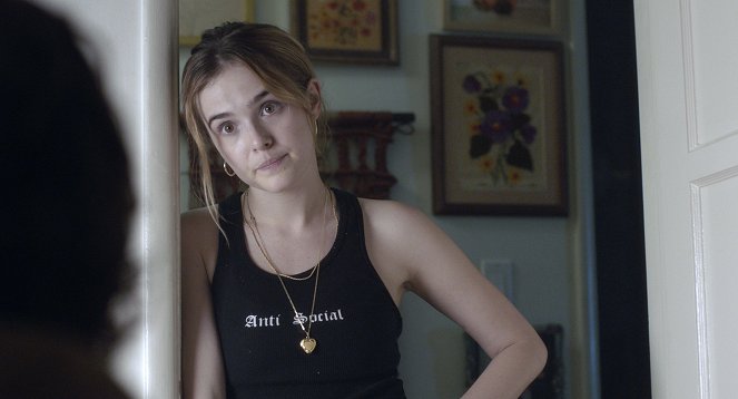 Felnőtt játékok - Filmfotók - Zoey Deutch